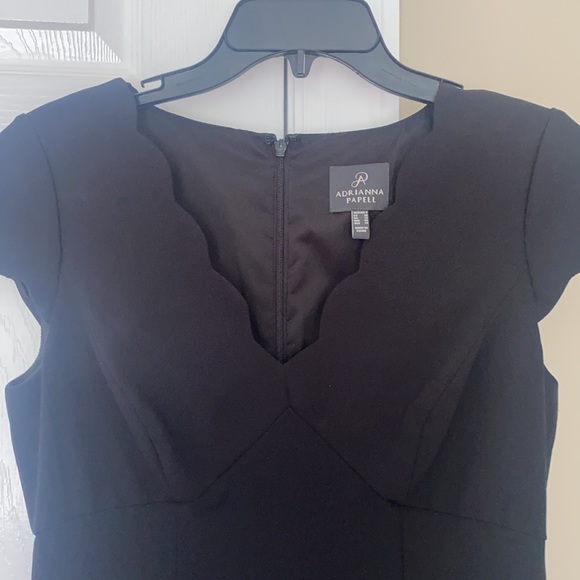 Size 6 Adrianna Papell black dress - Picture 2 of 3
